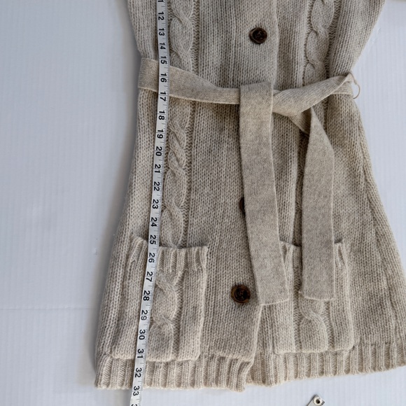 Dillard's Vintage Ivory Pure Wool Cable Knitted Medium Length Cardigan Sweater S - Picture 5 of 7